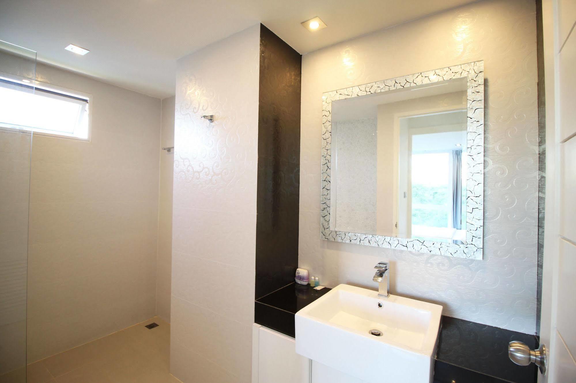 The View Cosy Beach By Sunny Rentals Pattaya