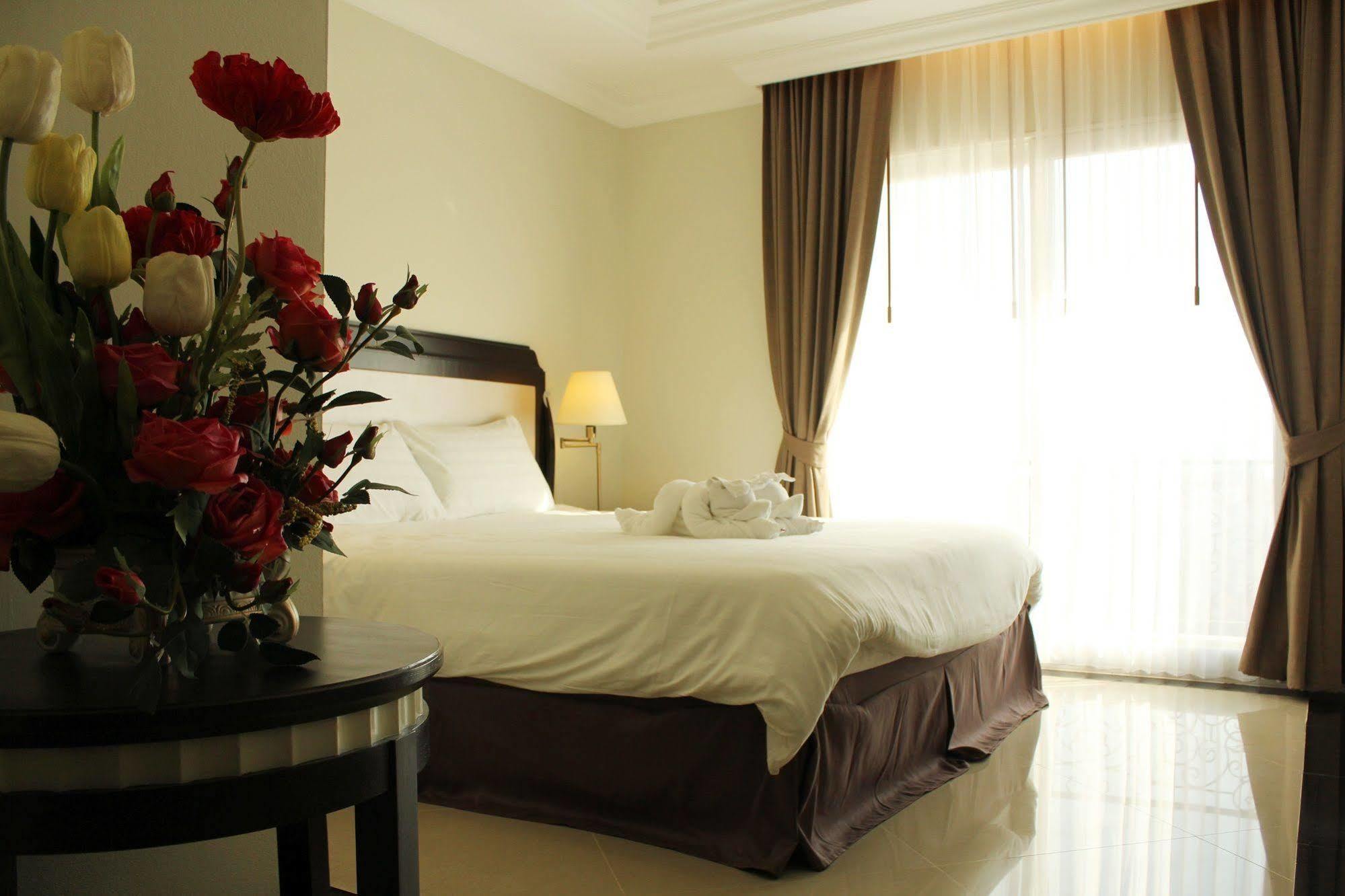 Apartment Lk Crystal Place