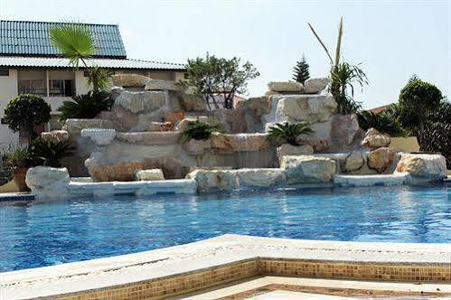 Lk Crystal Place Apartment Pattaya