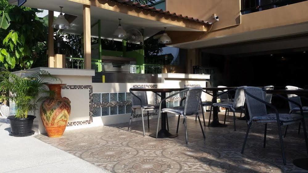 Patumnak Beach Guesthouse 2* Pattaya