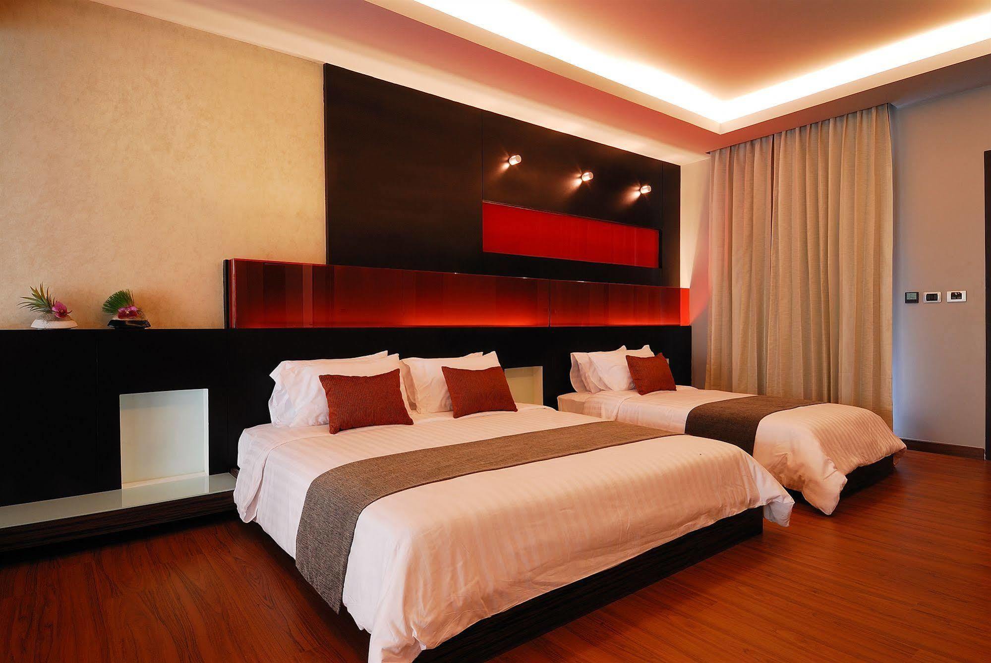 Hotel Long Garden & Pavilions 5*