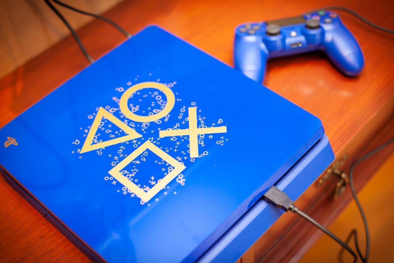 Floral - Dolphin Circle Resort Pattaya