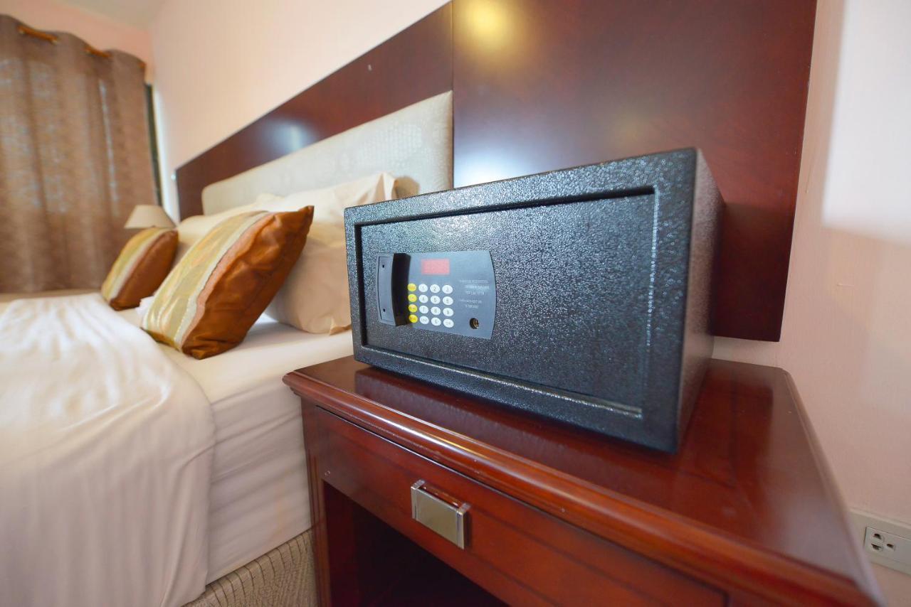 Chaplin Hotel 3*