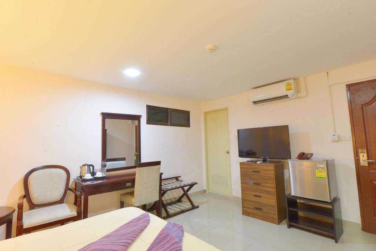 Chaplin Hotel