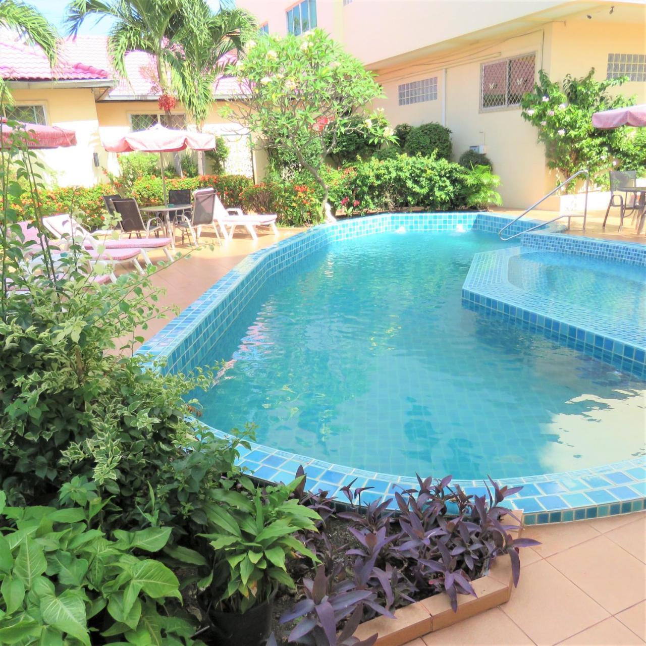 Apartment Butterfly Garden Boutique Residences: Luxury Beachside Lifestyle *