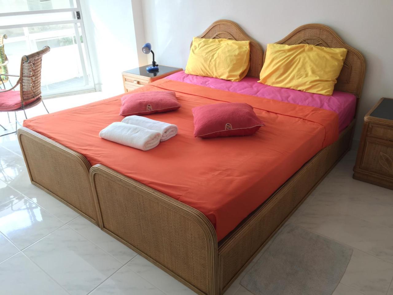 View Talay 1 Jomtien Bed & Breakfast