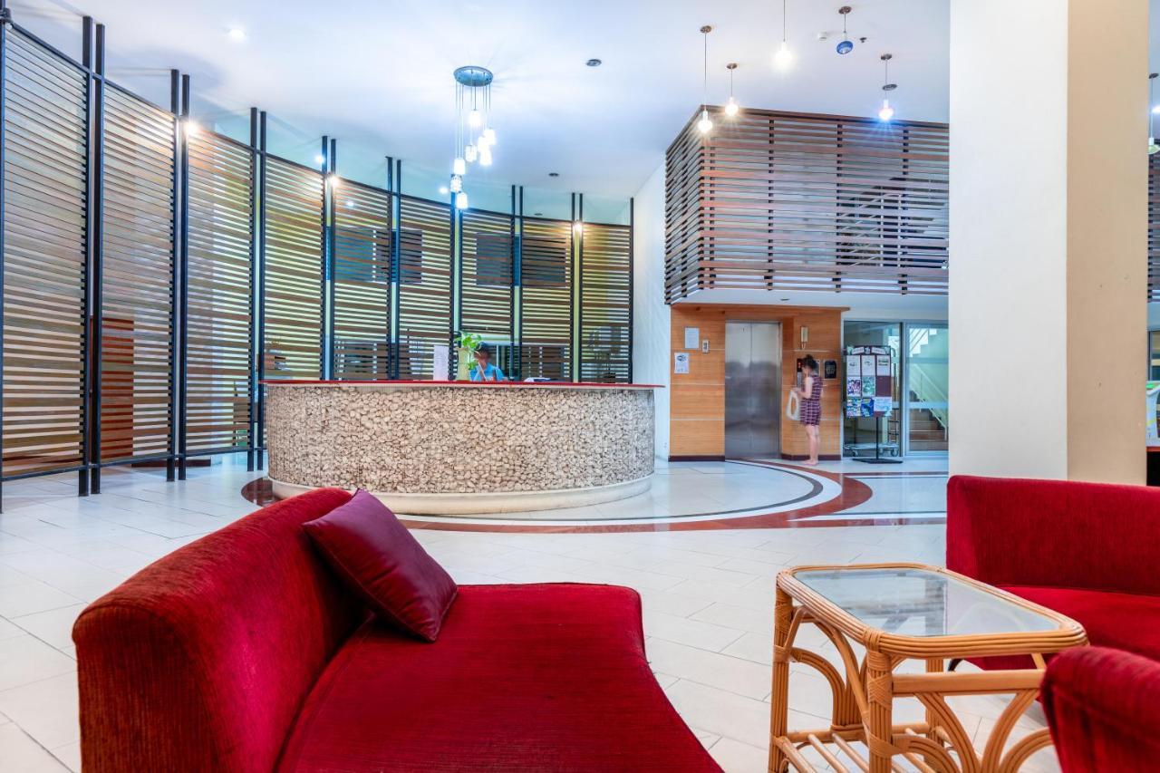 Eastiny Plaza Hotel 3*