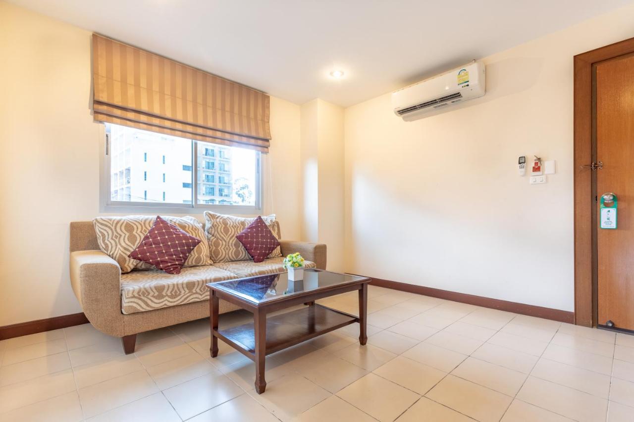 Eastiny Plaza Hotel