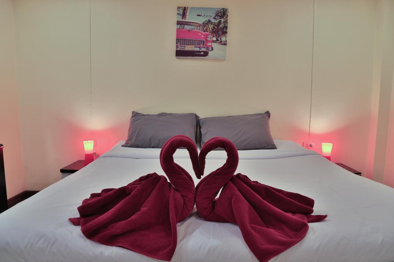 Harrys Bar & Restaurant Hotel 3*