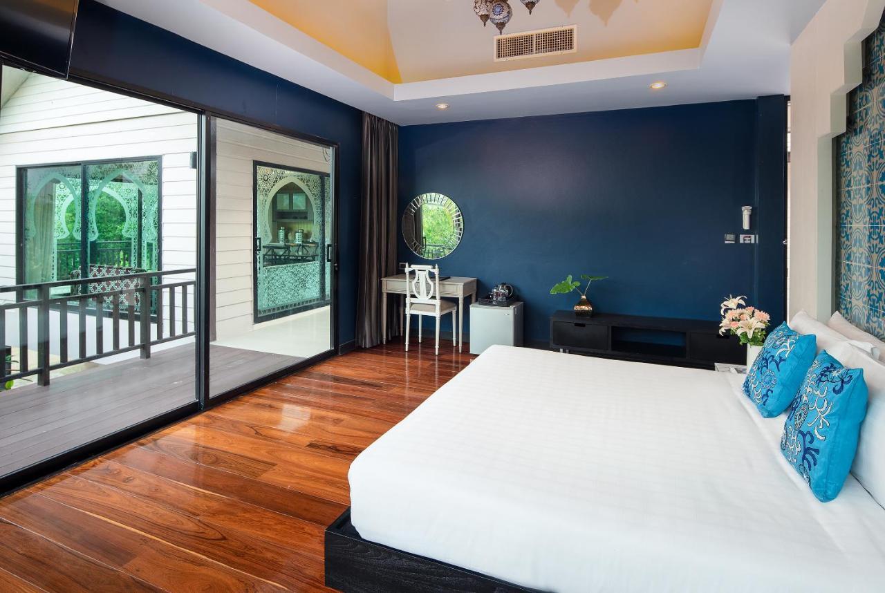 Way Hotel
