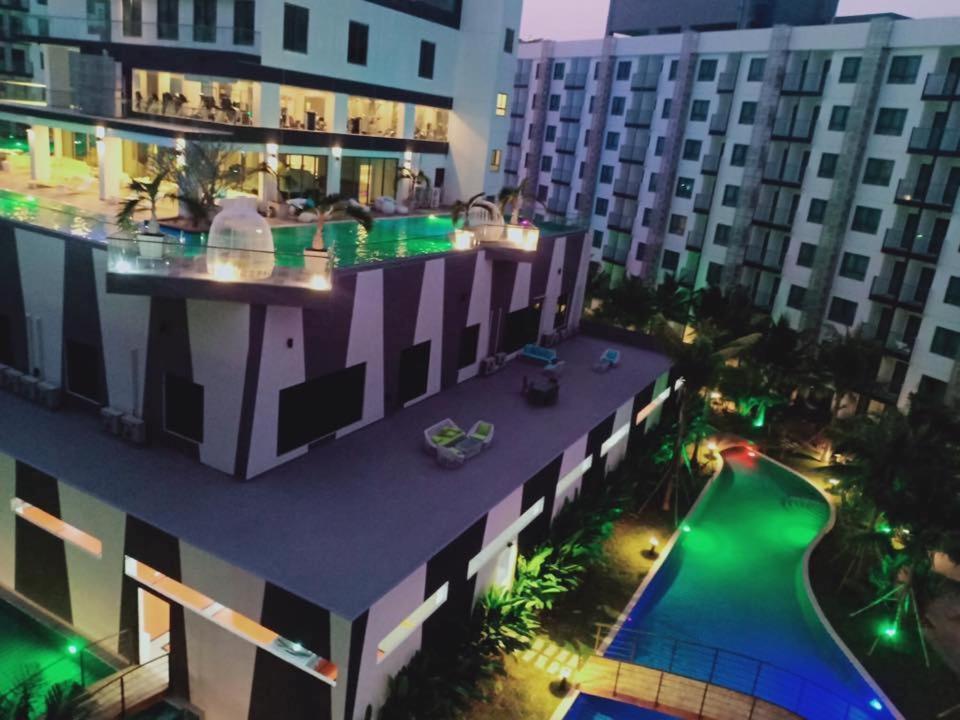 Arcadia Beach New Project Apartment