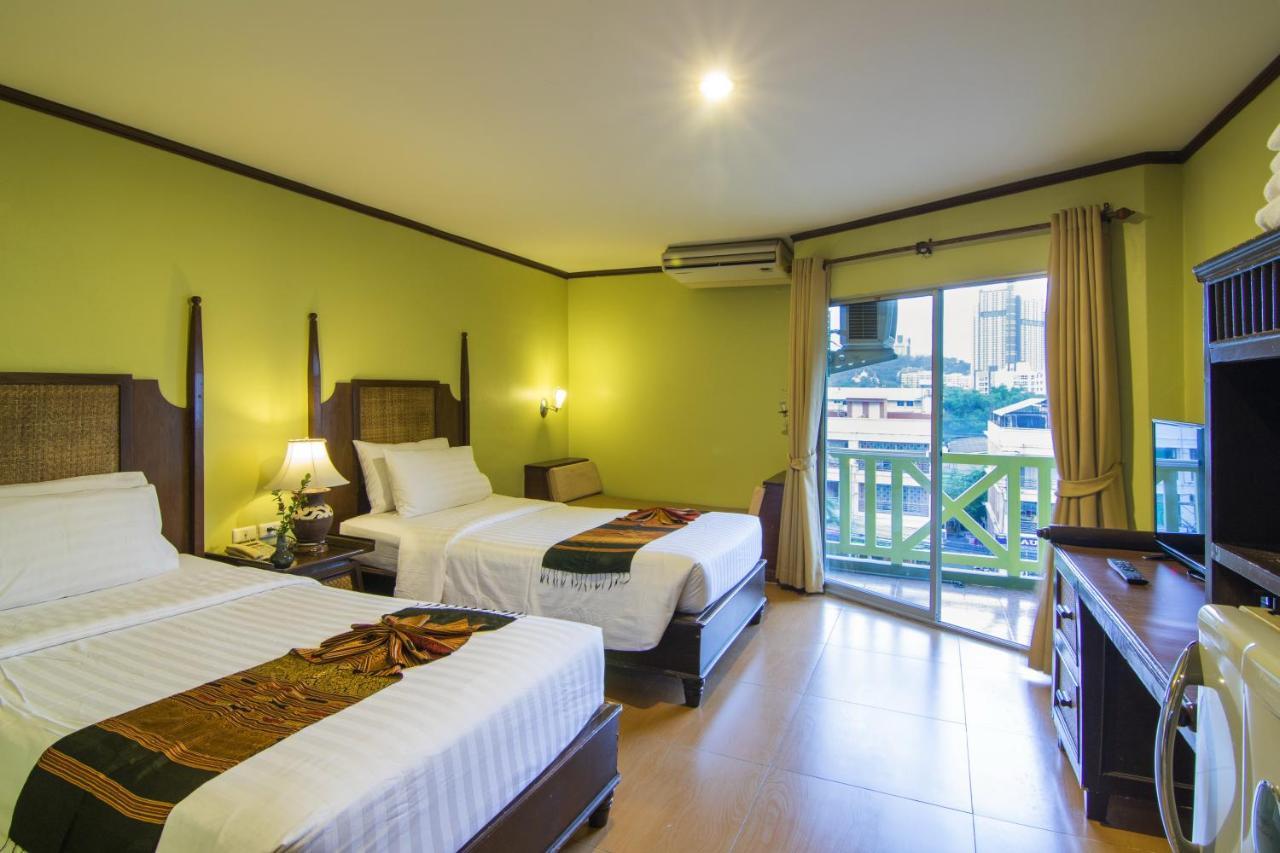 Hotel Phuphaya 4*
