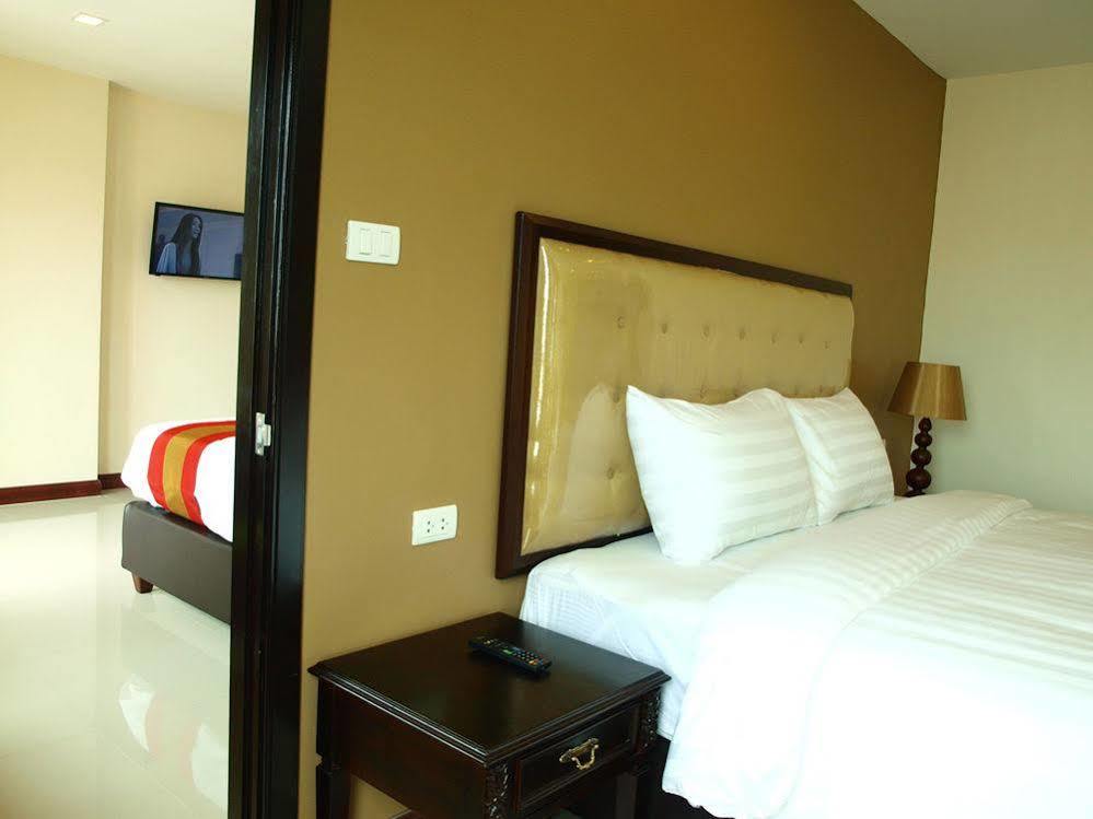 Hotel V 3*