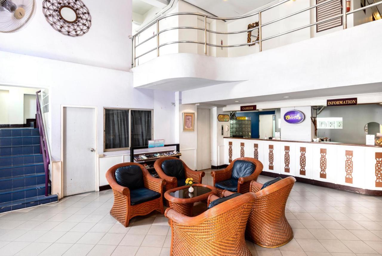 Sawasdee Hotel 2*