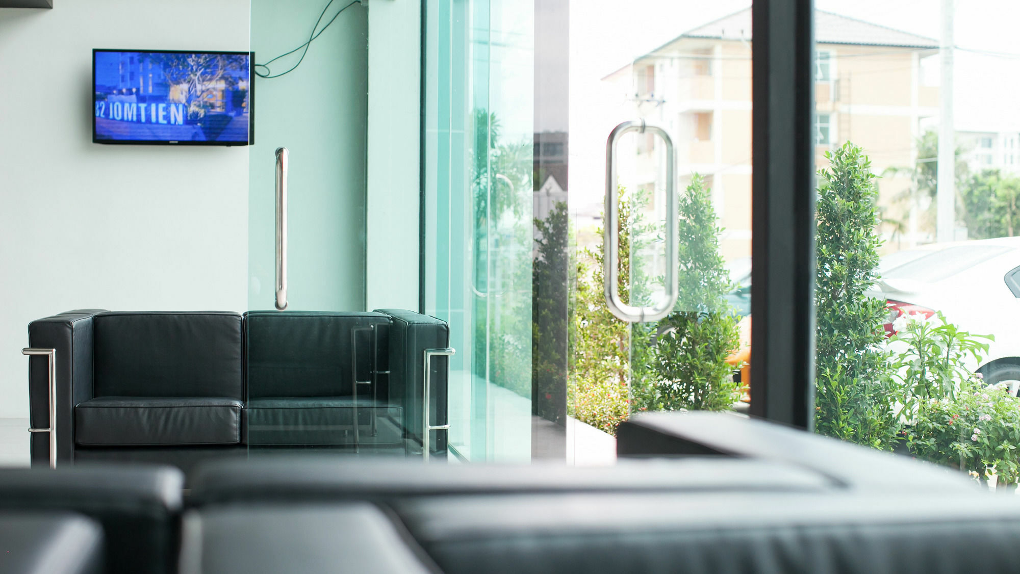 Hotel B2 South 3*