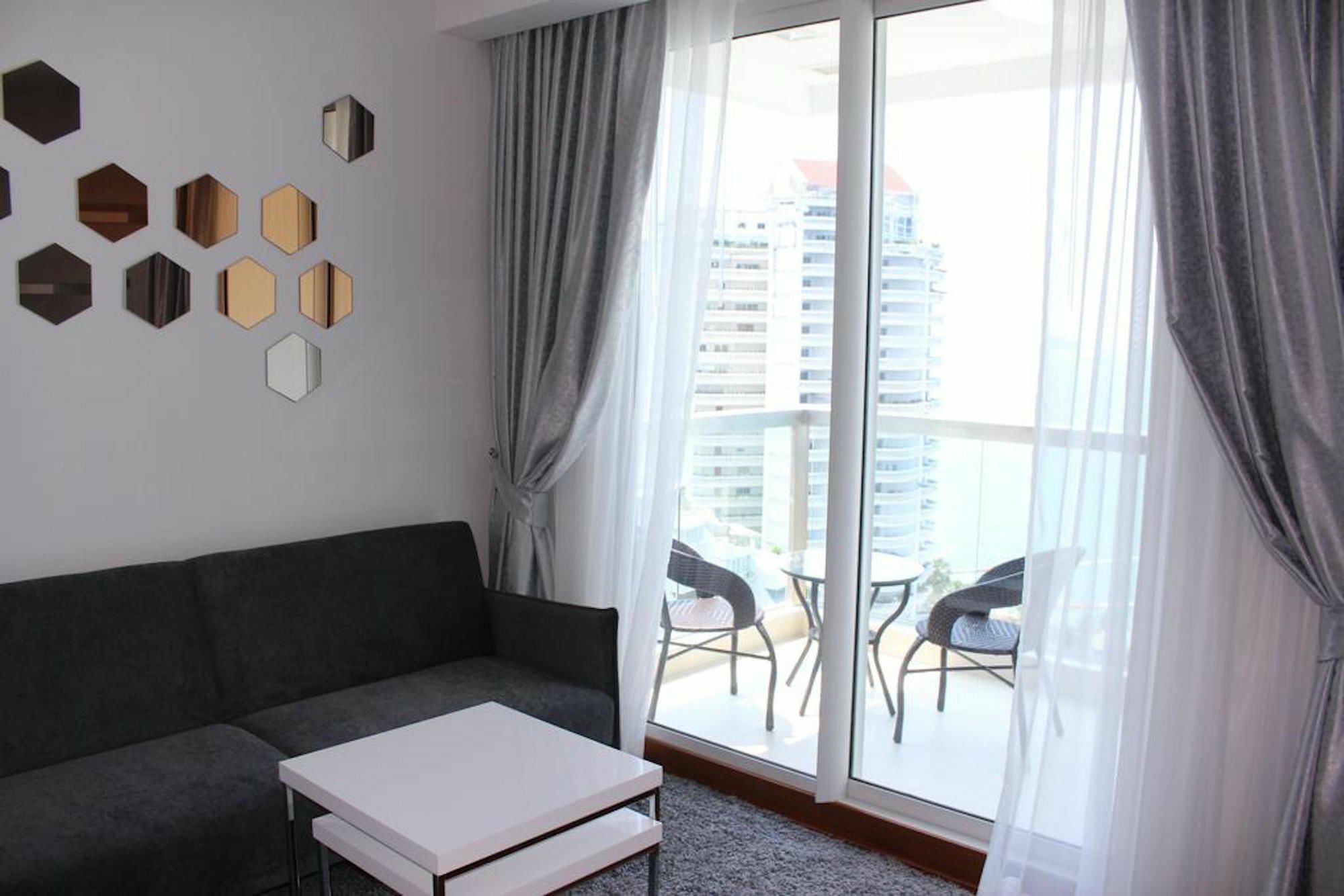 Apartment The Palm Wongamat Pattaya