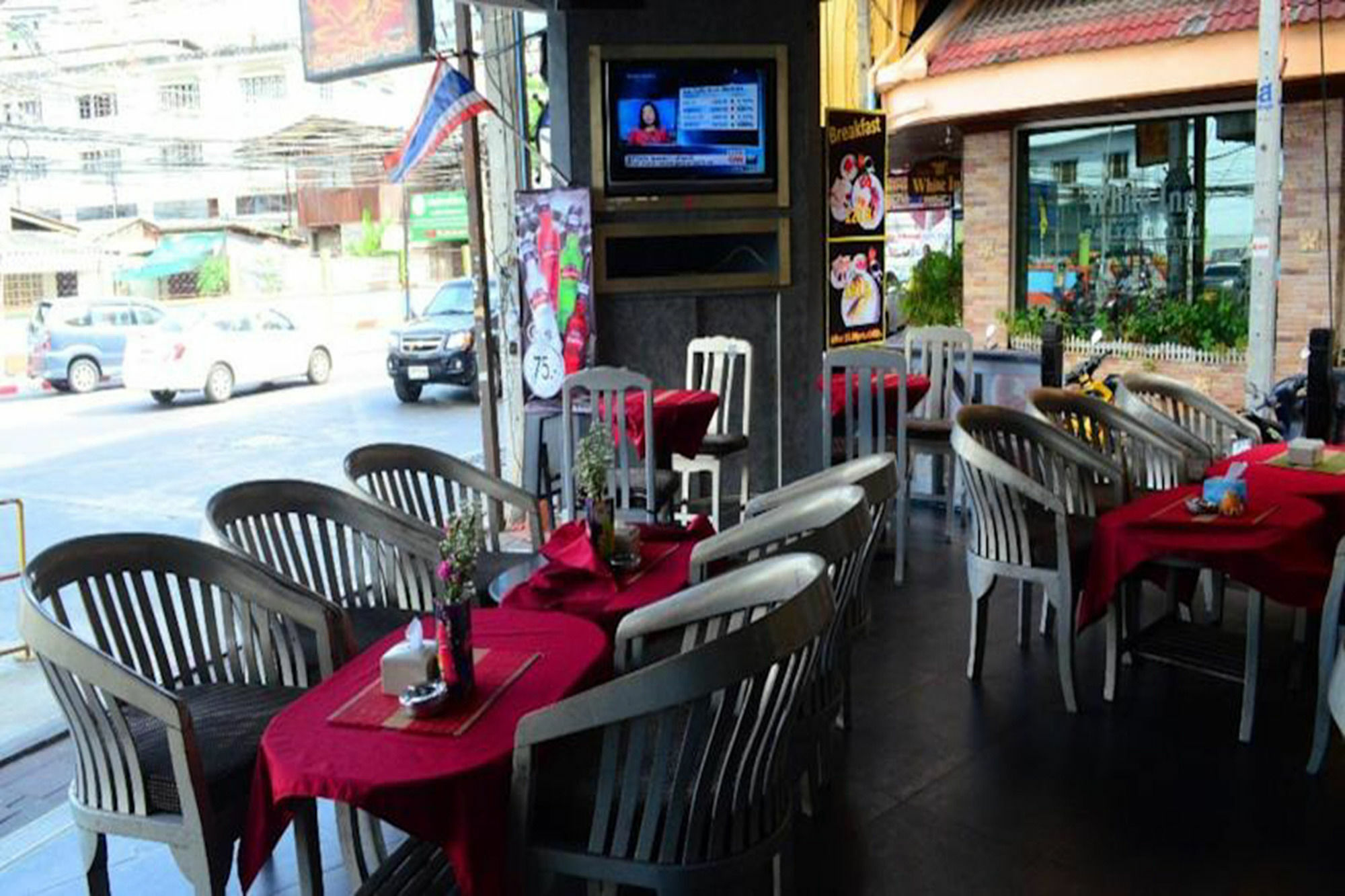 Corner Rumah tetamu 2*