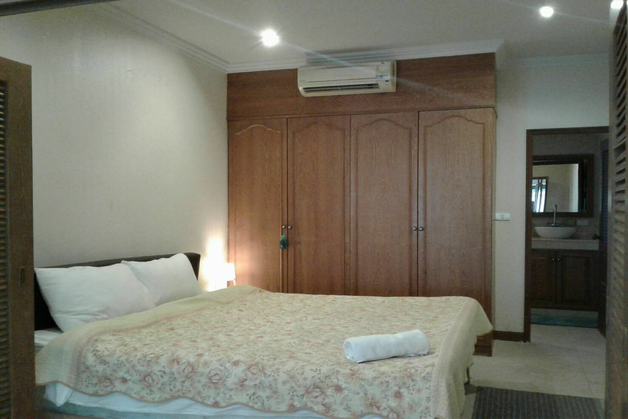 Mountain House Villa Pattaya