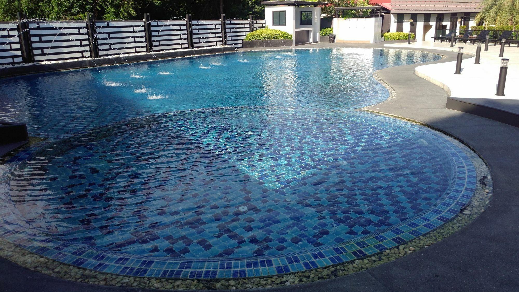 Marble Garden View