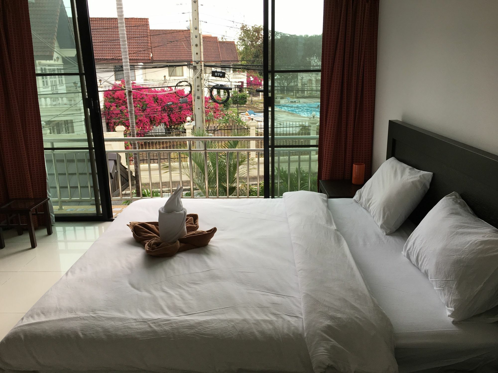 4poolvillas Pattaya