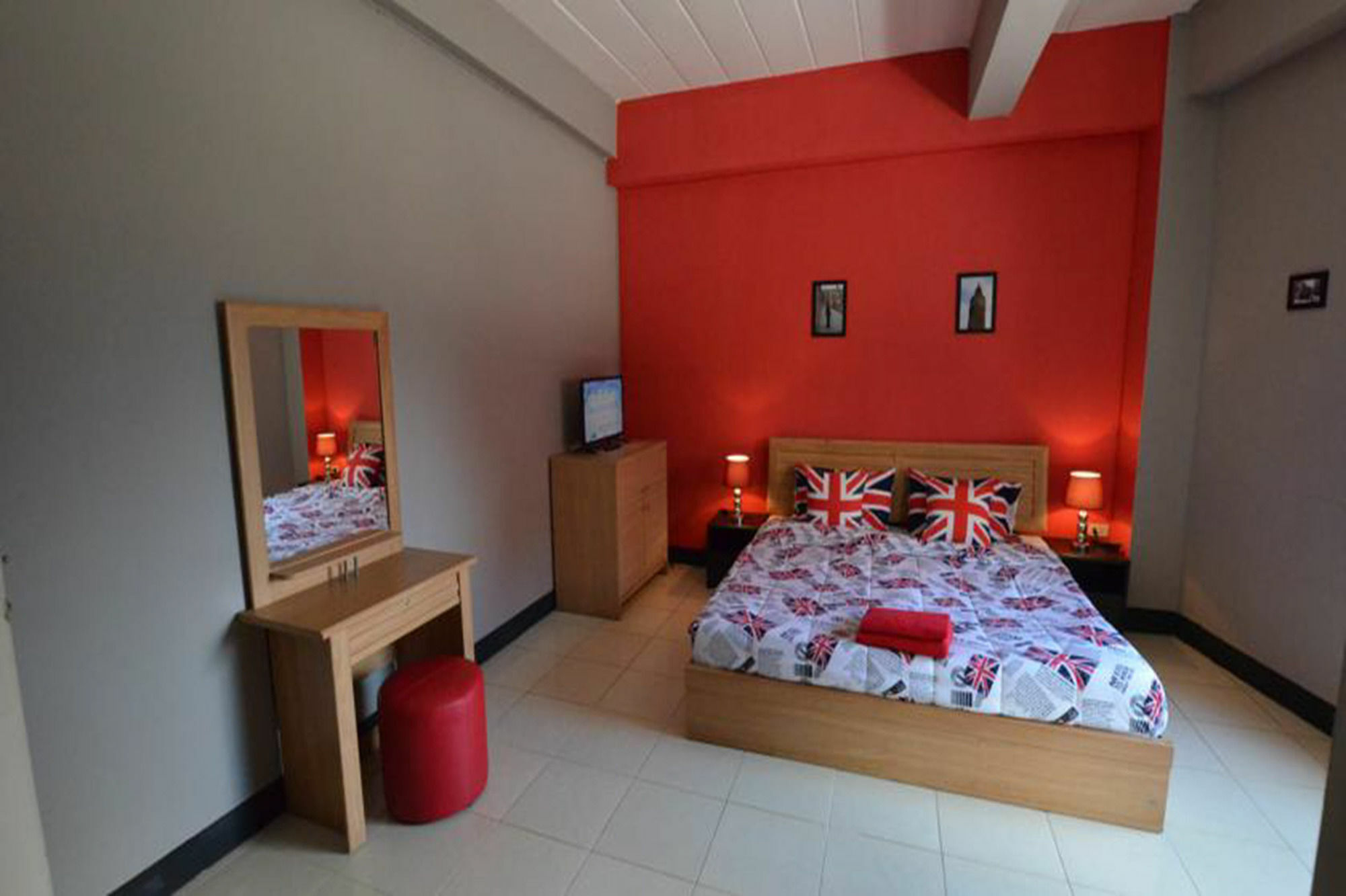 Rumah tetamu Bua Khao Paradise 3*