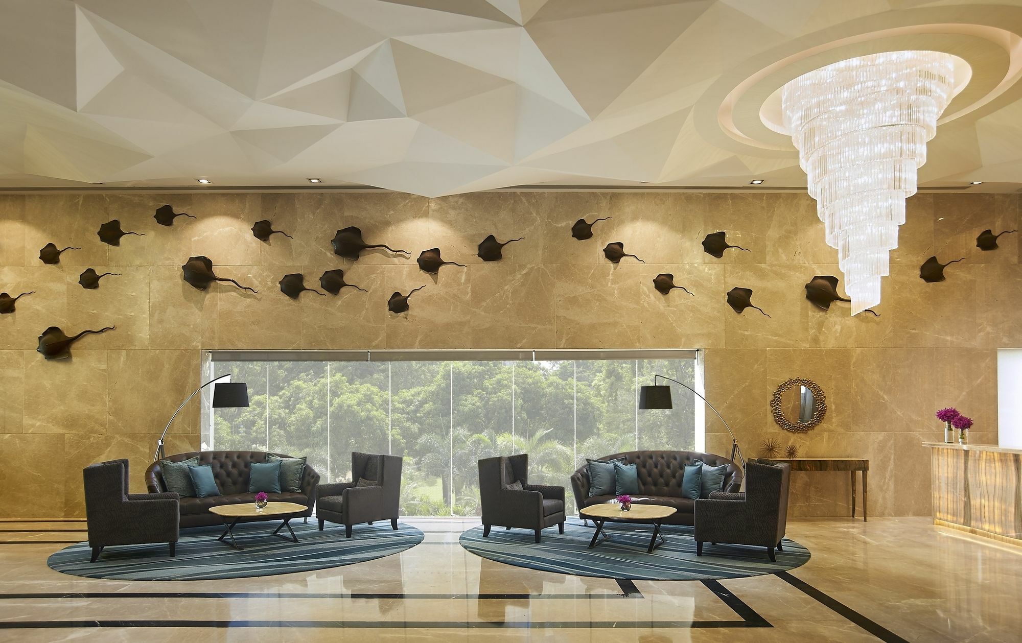 โรงแรม Amari Residences 5*