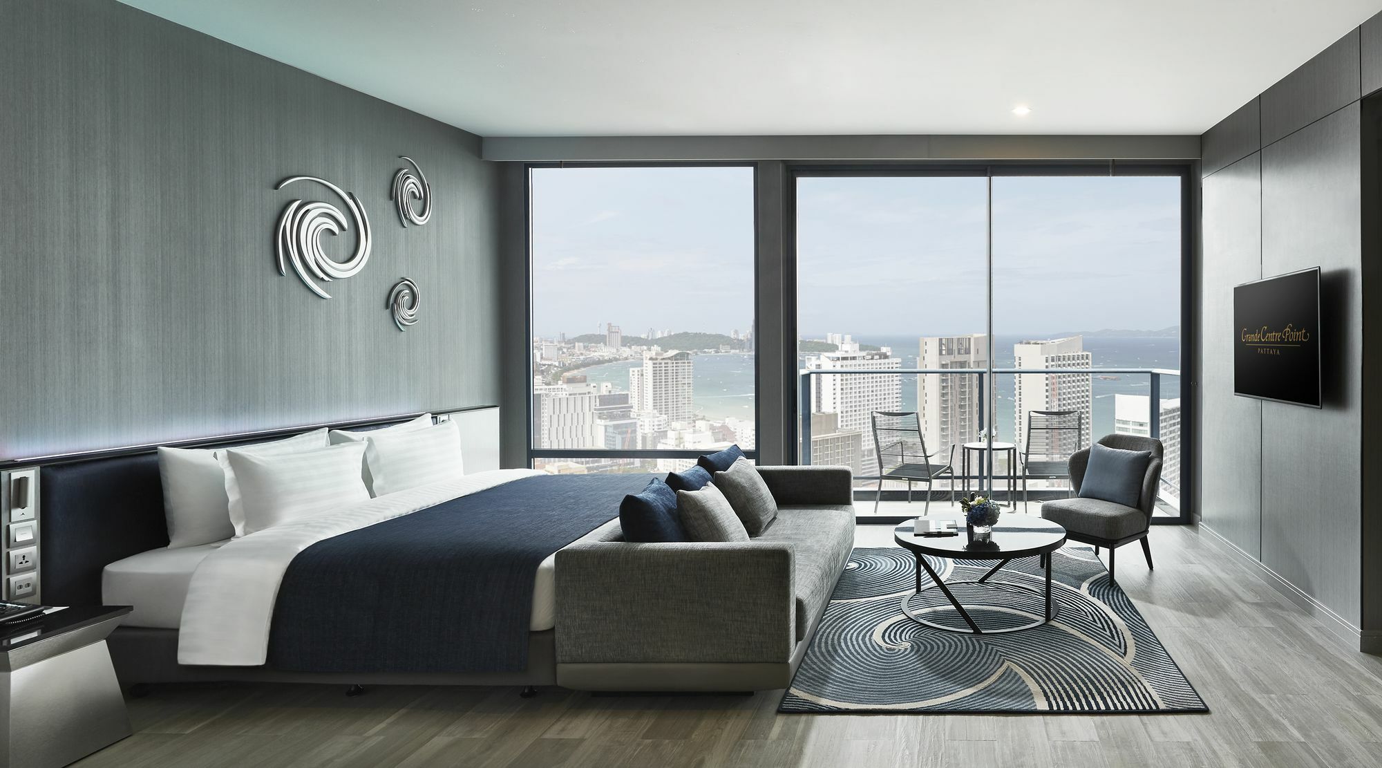 Grande Centre Point 5*