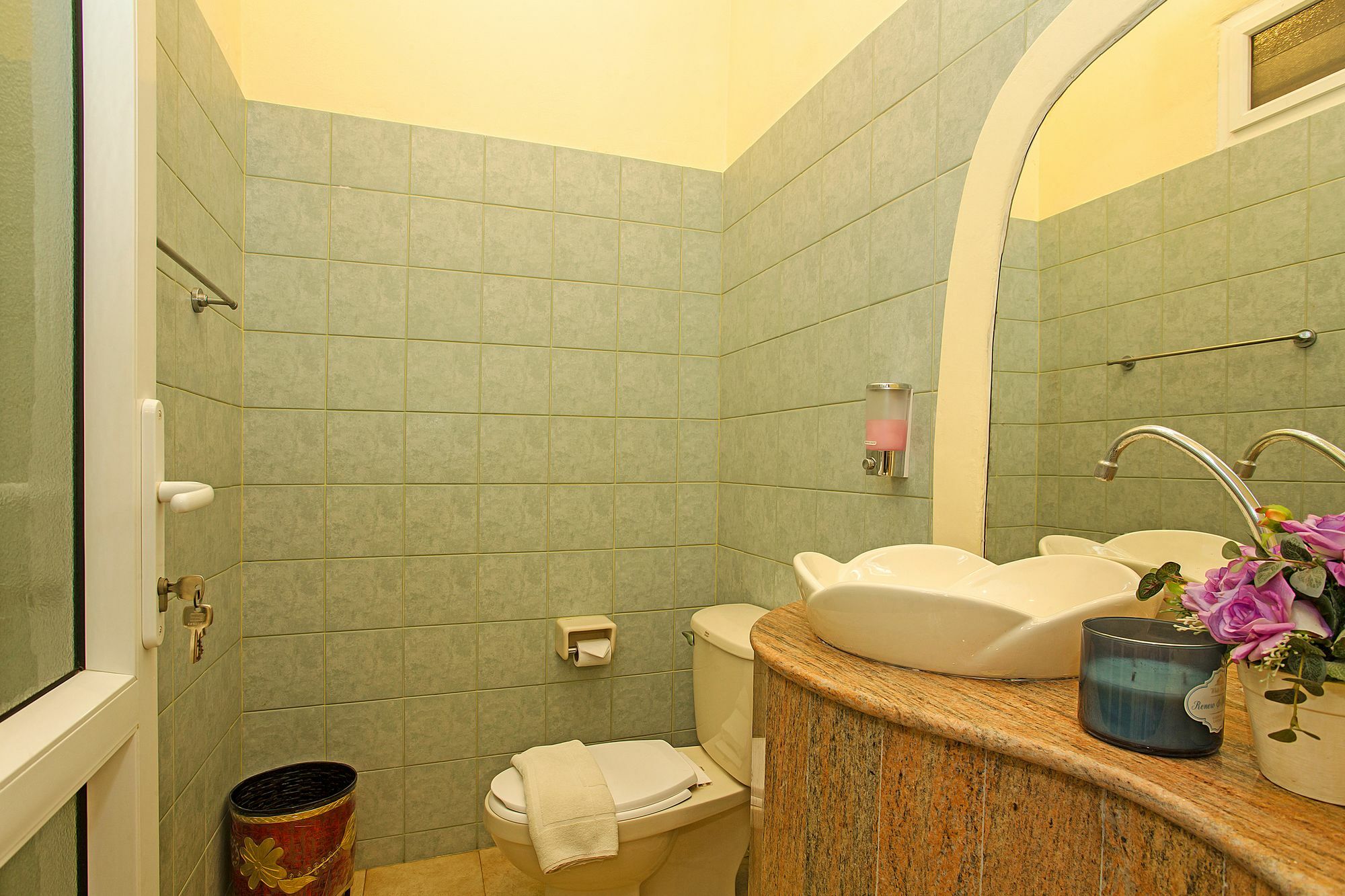 Nai Mueang Far With - 4 Bedroom * Pattaya