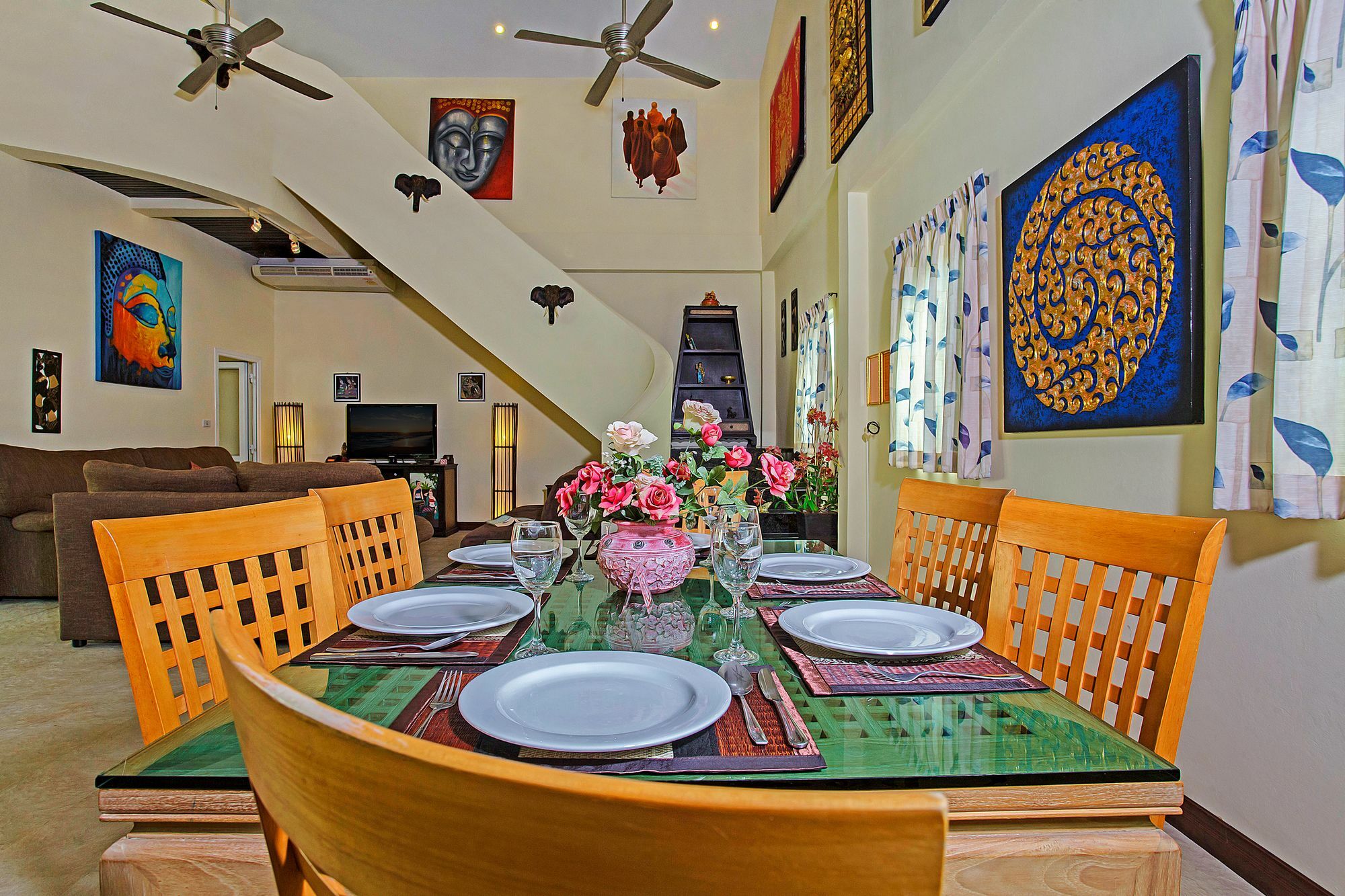 Nai Mueang Far With - 4 Bedroom Pattaya
