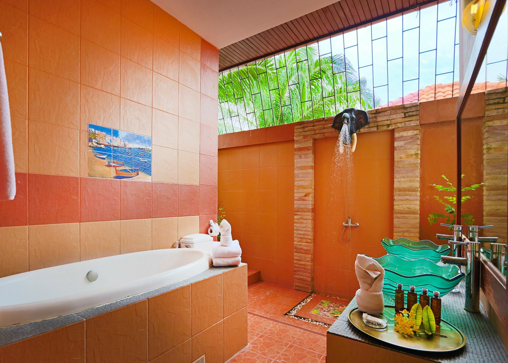 Majestic Cosy Apartment Pattaya