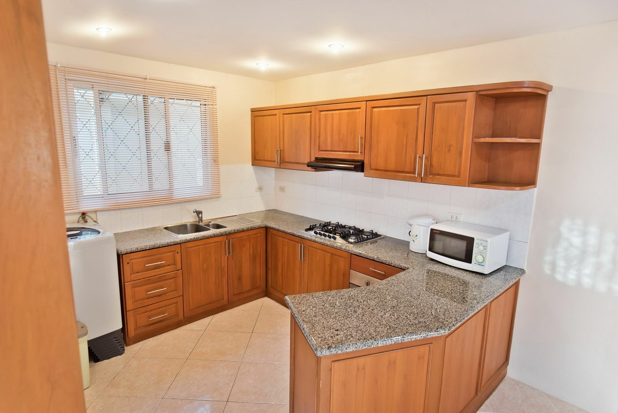 Aparthotel Butterfly Garden Boutique Residences Apts And Villas, A Lifestyle Destination Ex Lg 1-3 Bedroom Units , Full Kitchen, 2 Full Bathrooms, Rain Shower, Bath, Free Bbq, Free Fast Fiber Optic Wifi, Staff 24-7 Pattaya