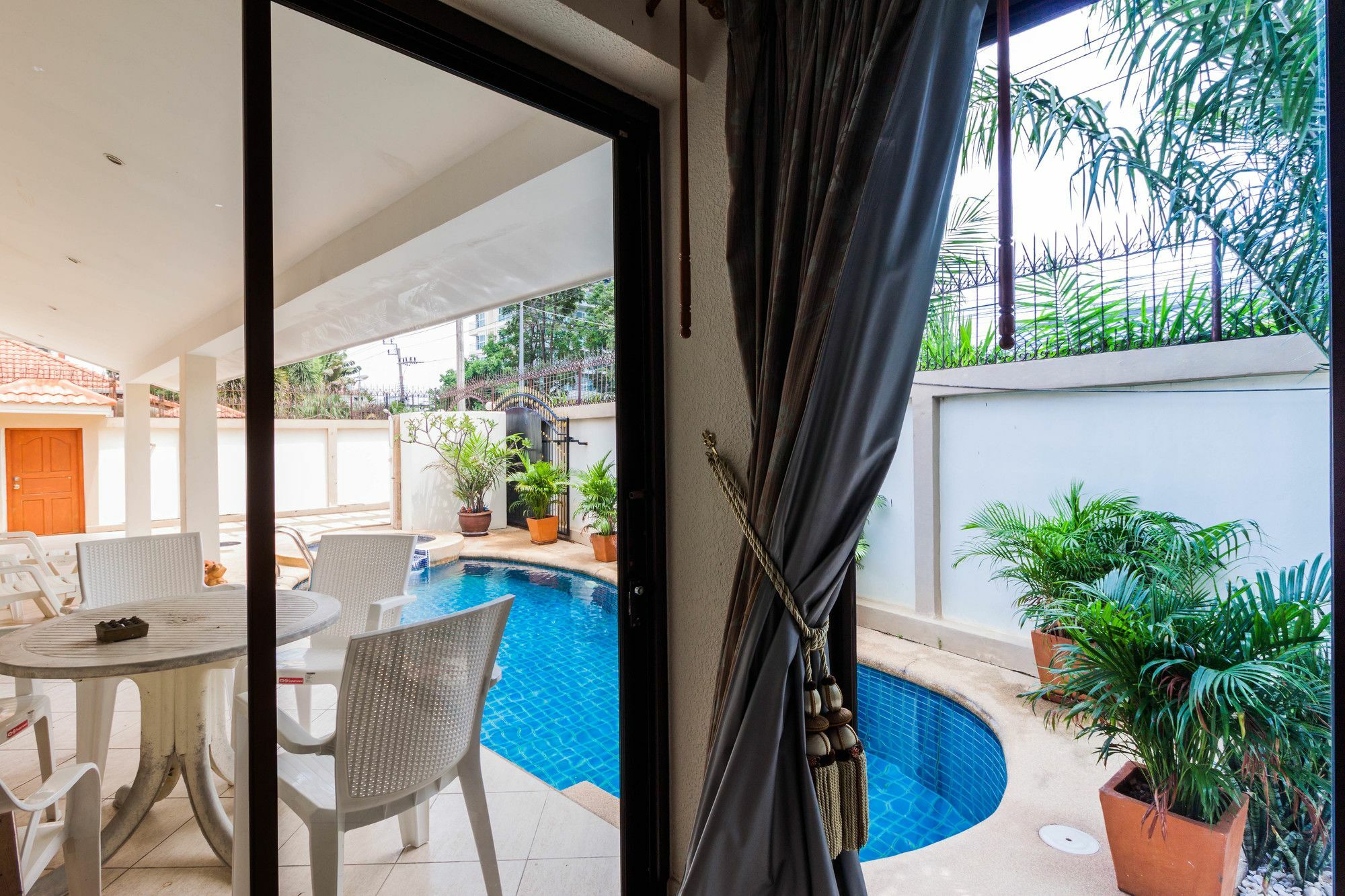 Villa Jomtien Pool By Sunny Pattaya