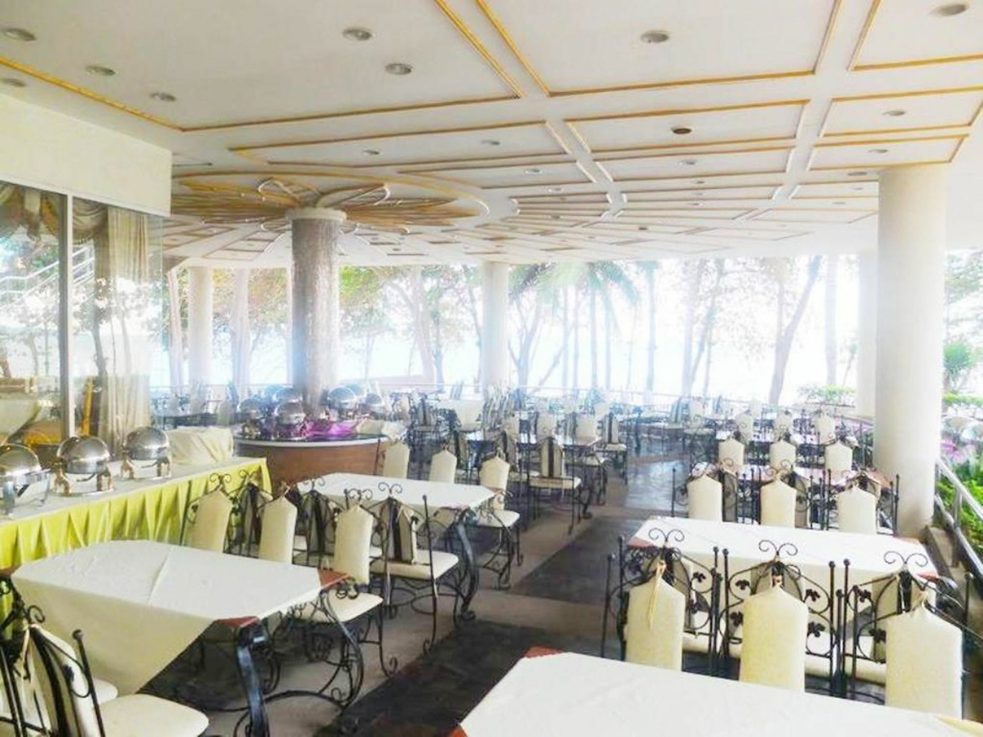 Adriatic Palace Hotel