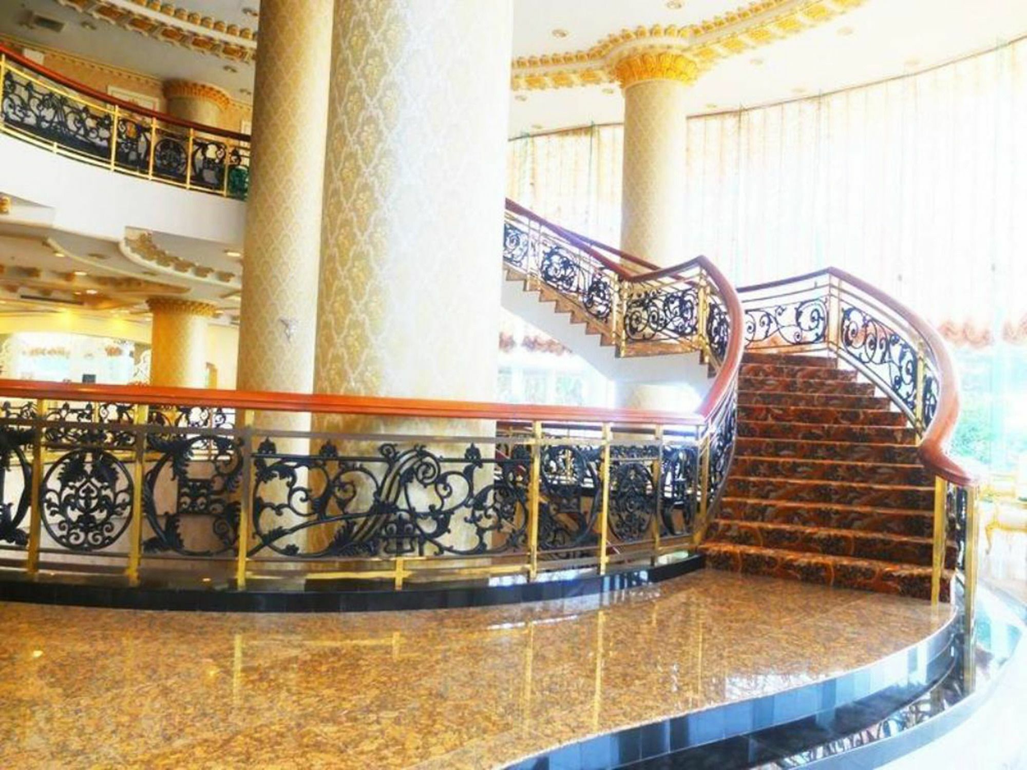 Hotel Adriatic Palace Pattaya