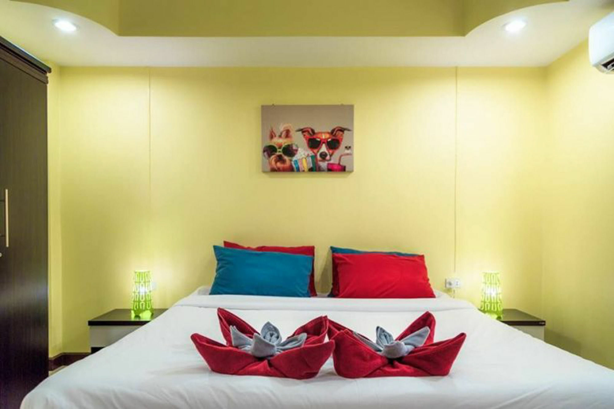 Harrys Bar & Restaurant Hotel Pattaya