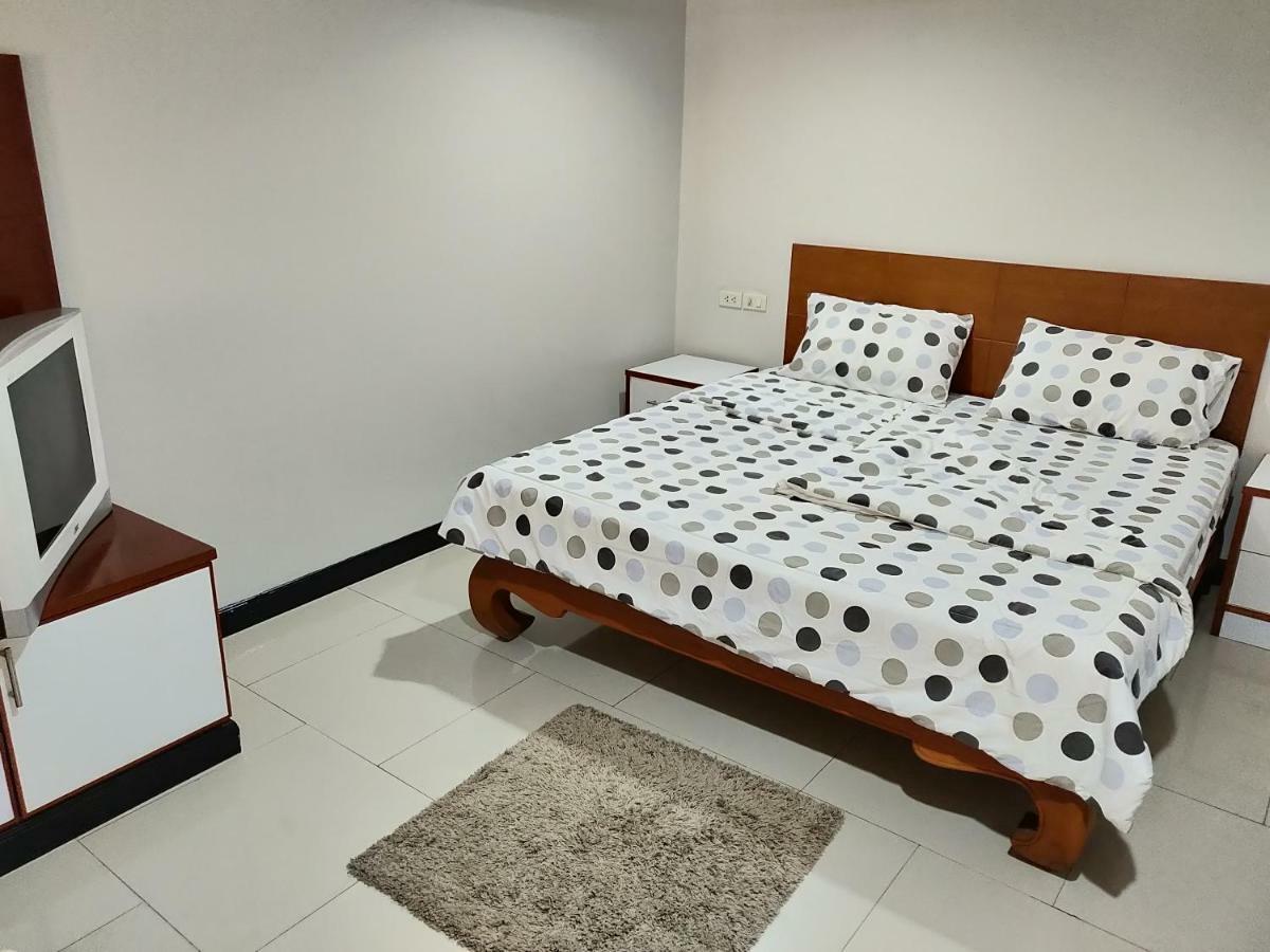 Amstellux Aparthotel 2*