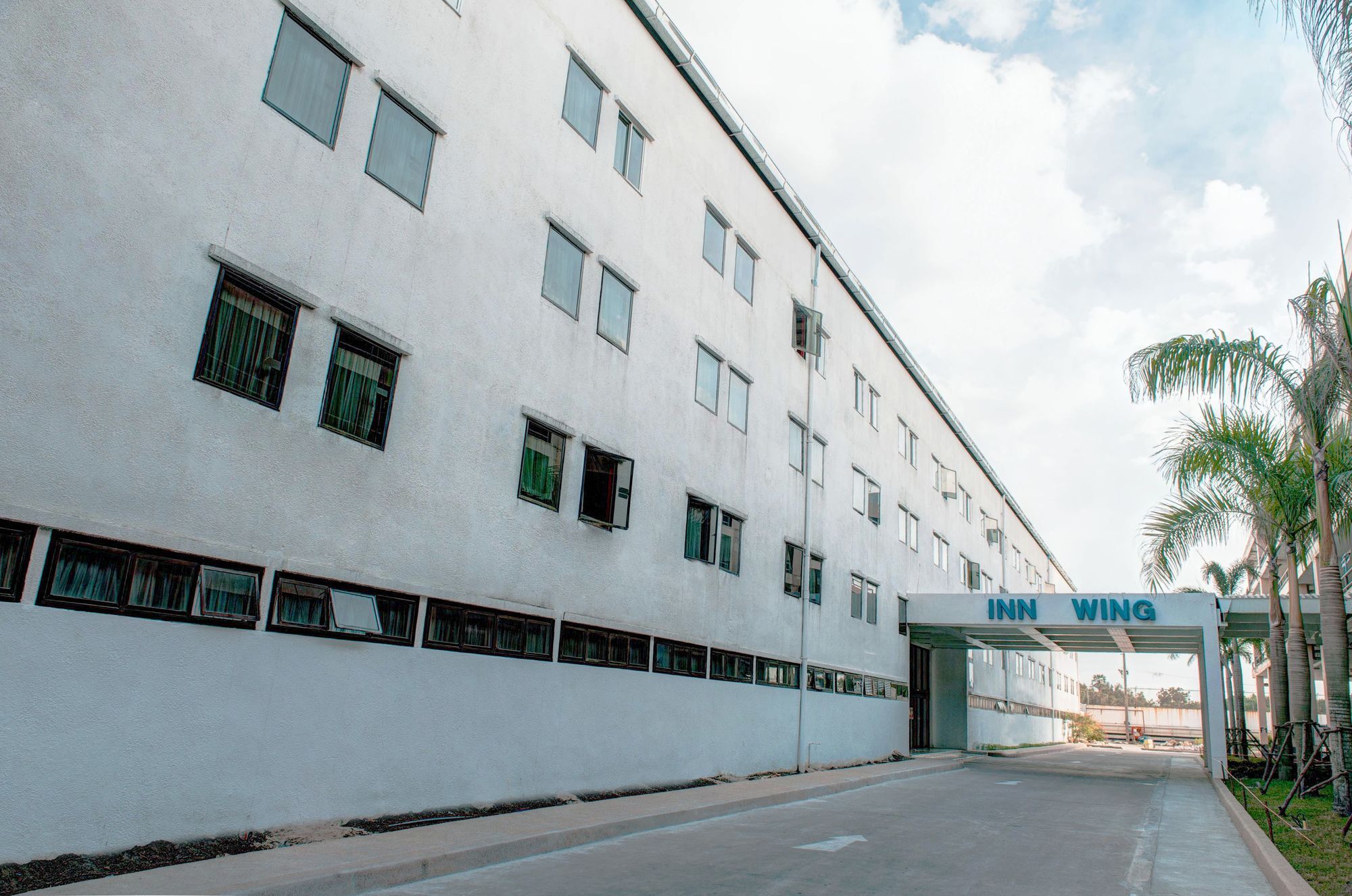 Ambassador Jomtien Wing