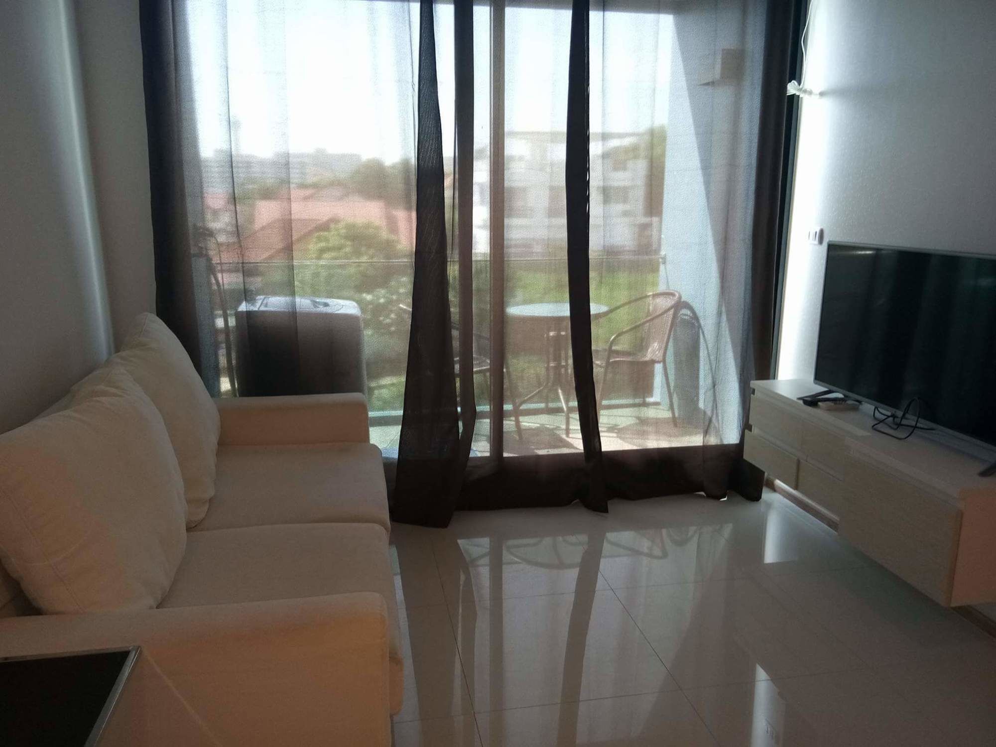 Acqua Condominium Hotel 2*