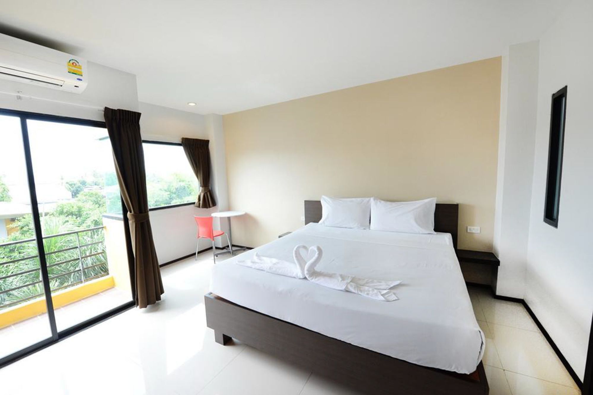 Resort Paradise 2*