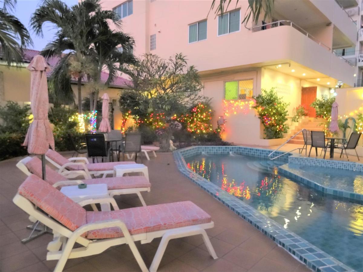 Aparthotel Butterfly Garden Boutique Residences Apts And Villas, A Lifestyle Destination Ex Lg 1-3 Bedroom Units , Full Kitchen, 2 Full Bathrooms, Rain Shower, Bath, Free Bbq, Free Fast Fiber Optic Wifi, Staff 24-7 Pattaya