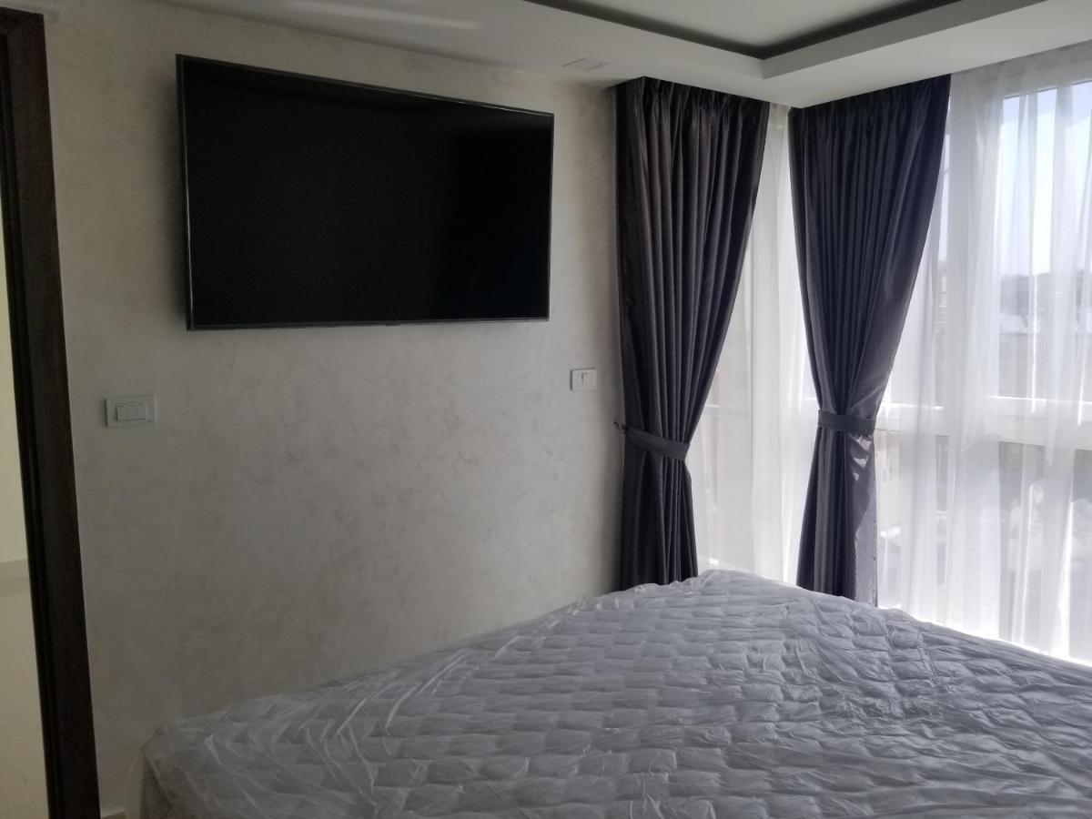 Grand Avenue 1 Bedroom Centara Apartment *