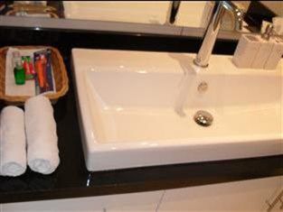 Vtsix Service At View Talay Apartment Pattaya