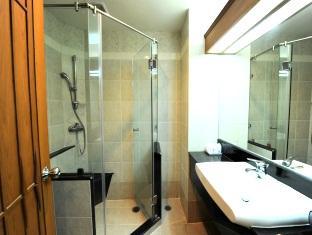 Whitehouse Condotel Pattaya