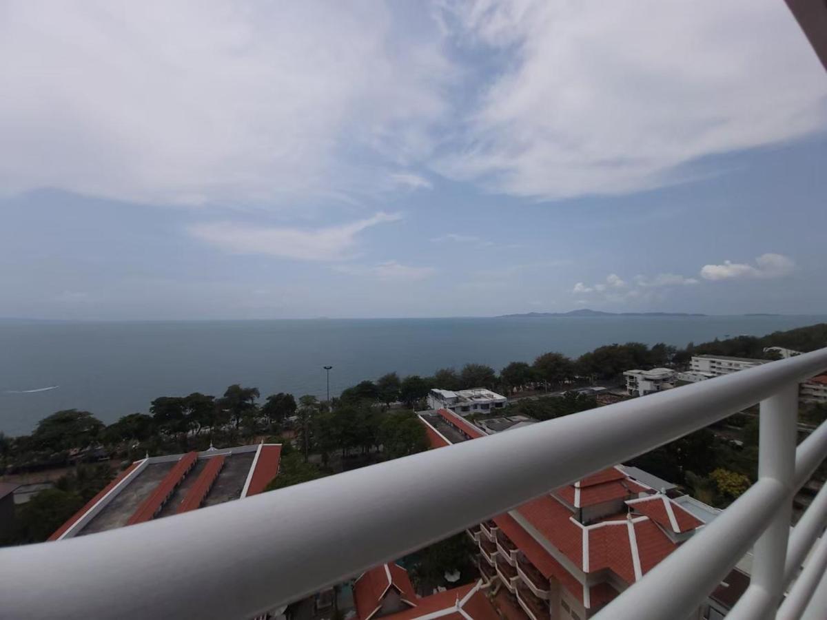 Apartment Condominum In Jomtien With Sea View, Balcony And Free Wifi *