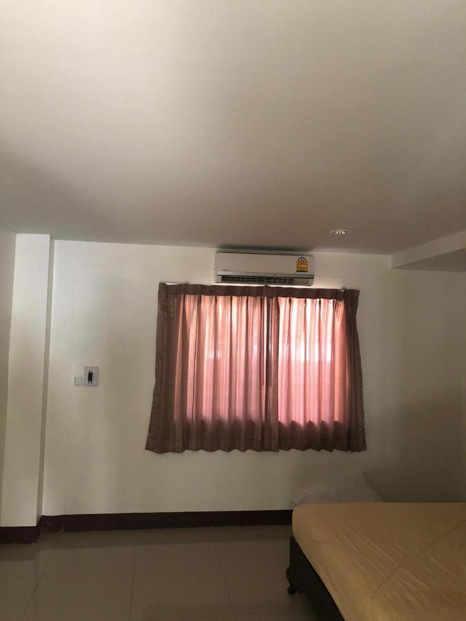 Naza Orchid Hotel 2*