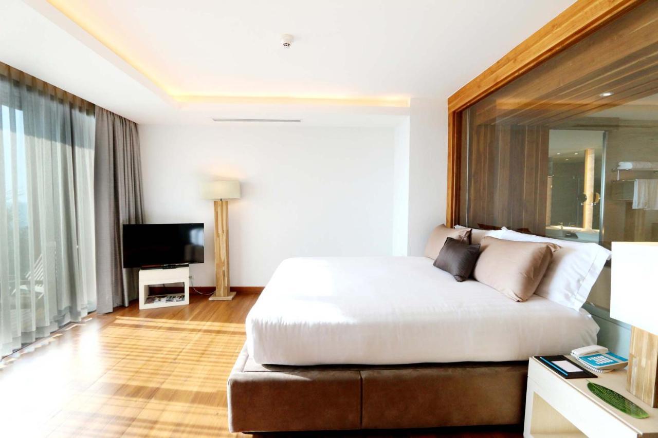 โรงแรม Cape Dara 5*